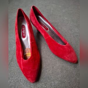 Vintage Red Suede Pumps Shoes
